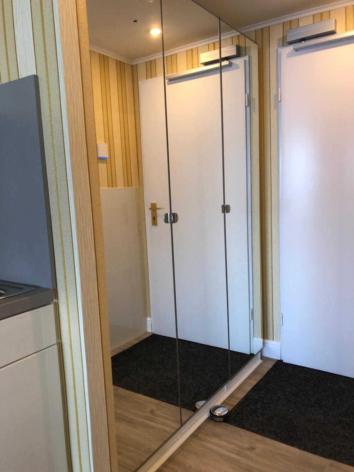 Tiffanys Ferienapartments In Der Privatresidenz Des Plaza Premium Hotel Timmendorfer Strand Exterior foto